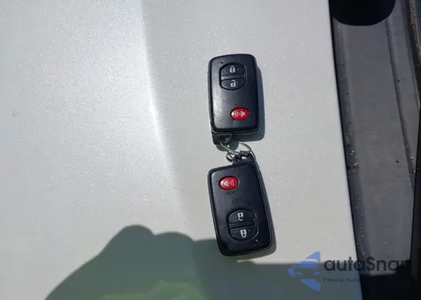 2010 Toyota Prius I/Ii/Iii/Iv/V из США, поврежденный, VIN JTDKN3DU6A0118838